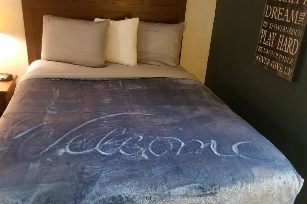 Osu 2 Queen Beds Hotel Room 117 Wi-Fi Stillwater Kültér fotó